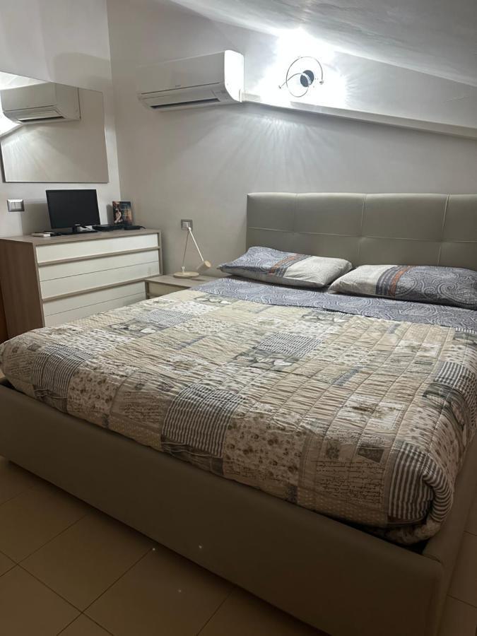 Апартаменти Relax Sea View Attic Куарту-Сант'Елена Екстер'єр фото